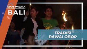 Mengikuti Tradisi Pawai Obor di Desa Pegayaman Bali