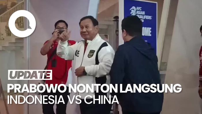 Video: Gaya Prabowo Tiba di GBK, Nonton Langsung Indonesia Vs China
