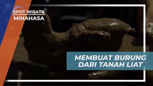 Membuat Kerajinan Burung dari Tanah Liat di Sulawesi