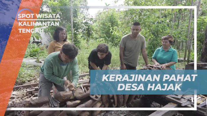 Mengagumi Kerajinan Seni Pahat Unik di Desa Hajak