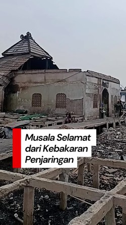 Video: Musala di Penjaringan Berdiri Kokoh saat Rumah Sekitarnya Hangus Terbakar