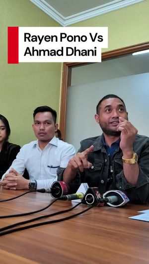 Video: Rayen Pono Rangkul Musisi Lain Jadi Saksi Kasus Pencemaran Nama Marga