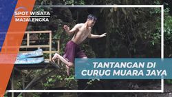 Menerima Tantangan Melompat di Curug Muara Jaya, Majalengka