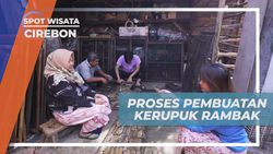 Mengikuti Proses Pembuatan Kerupuk Rambak di Cirebon