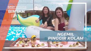 Ngemil Sambil Berenang di Pinggir Kolam Resort Bintan