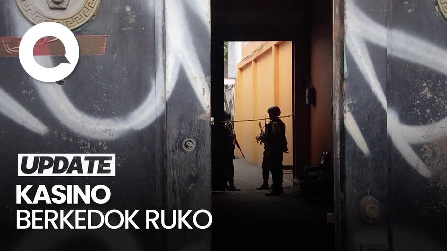 Video: Polisi Gerebek Ruko Kasino di Bandung, 63 Orang Diamankan