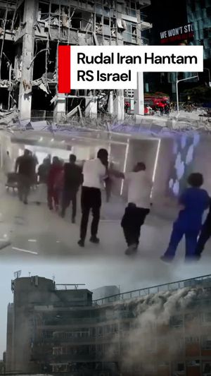 Video Kepanikan Warga Israel saat Rudal Iran Hantam Rumah Sakit