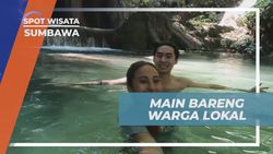 Bermain Bersama Warga Lokal di Air Terjun Mata Jitu, Sumbawa  