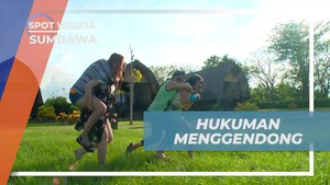 Mengikuti Tantangan Menyemprot Balon dan Menggendong di Sumbawa