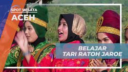 Mencoba Gerakan Tari Ratoh Jaroe dengan Antusias di Aceh  