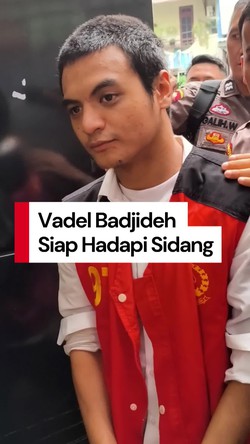 Video: Senyum Lesu Vadel Badjideh Jelang Sidang Perdana Kasus Pencabulan
