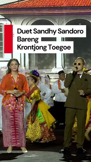 Video: Nonton Bioskop Malam Puncak HUT Jakarta