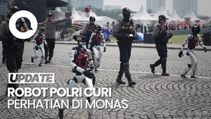 Video Aksi Robot Berompi Polri Curi Perhatian di Monas