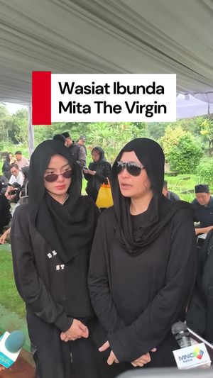 Video: Ibunda Mita The Virgin Dimakamkan Satu Liang Lahat dengan Anaknya