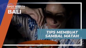 Membuat Sambal Matah dan Memasak Ikan Bakar di Bali untuk Menambah Kenikmatan  
