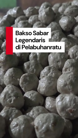  Video: Melihat Pembuatan Bakso Sabar Legendaris di Pelabuhanratu 