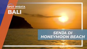 Menikmati Momen Senja yang Menakjubkan di Honeymoon Beach Bali  