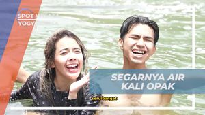 Menyegarkan Diri dengan Air Segar dari Kali Opak, Yogyakarta  