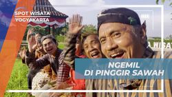 Mengambil Kelezatan Kue Sagon di Pinggir Sawah, Bantul, Yogyakarta  