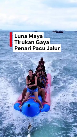 Video: Luna Maya Nggak Ketinggalan Ikutan Tren Aura Farming