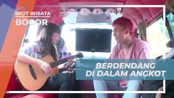 Berdendang Asik di Dalam Angkot Saat Berkeliling Sentul, Bogor  