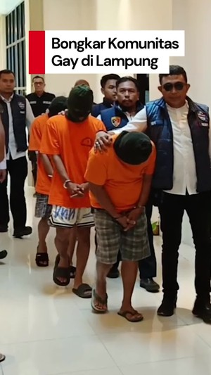 Video Polisi Bongkar Komunitas Gay di Lampung