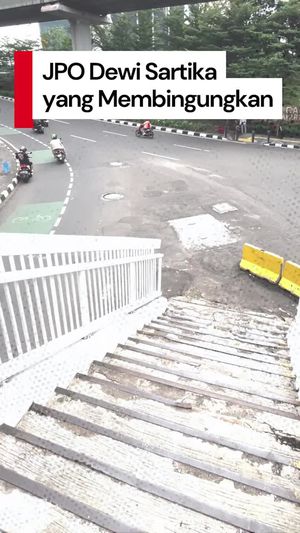 Video JPO Dewi Sartika yang Membingungkan: Ujung Tangga di Tengah Jalan