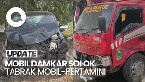 Video Mobil Damkar Solok Tabrak Mobil-Pertamini, 1 Orang Tewas