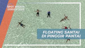 Santai Mengambang di Pinggir Pantai dan Menikmati Suasana Damai di Karimun Jawa  