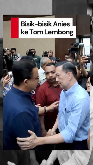Video Bisikan Anies ke Tom Lembong Sebelum Pembacaan Pleidoi Kasus Gula