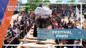 Menikmati Serunya Festival Pinisi di Bulukumba  