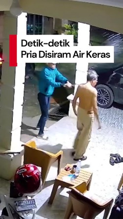 Video: Detik-detik Pria di Palembang Jadi Korban Penyiraman Air Keras