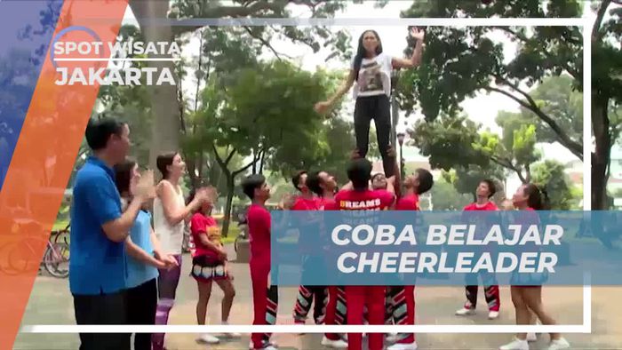 Belajar Cheerleader di Taman Surapati, Jakarta dan Menikmati Kegiatan Seru Bersama Komunitas  