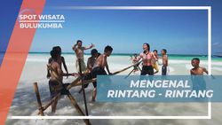 Mengenal Rintang-Rintang dan Tradisi Permainan Bambu di Pantai Mandala Ria, Bulukumba