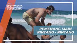 Merayakan Kemenangan dalam Permainan Rintang-Rintang di Pantai Mandala Ria, Bulukumba