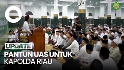 Video Pantun UAS Buat Kapolda Riau: Polisi Bukan Sembarang Polisi