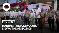 Video Kapolda Riau Ajak Siswa Tanam Pohon di Hari Pertama Sekolah