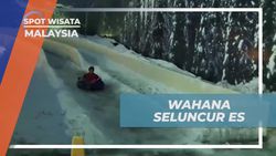 Mencoba Wahana Seluncur Es di Snow Extreme Malaysia