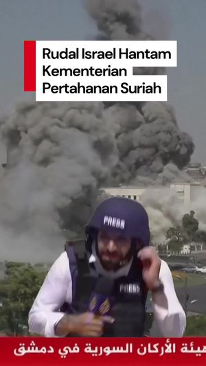 Video: Detik-detik Rudal Israel Hantam Kementerian Pertahanan Suriah
