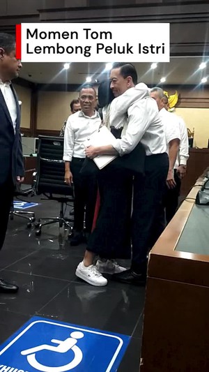 Video: Momen Tom Lembong Peluk Istri Usai Divonis 4,5 Tahun Bui
