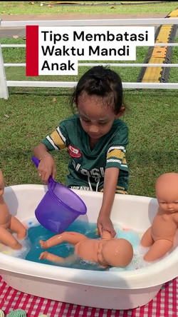 Video: Tips Orang Tua Atasi Anak yang Gemar Mandi Berlebihan