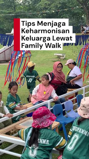 Video: Mengulik Manfaat Family Walk untuk Keharmonisan Keluarga