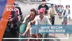 Menikmati Wisata Keliling Kota Solo dengan Becak di Alun-Alun Solo  