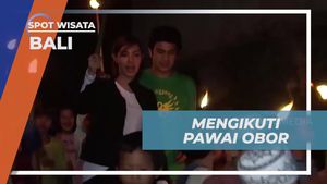 Mengikuti Pawai Obor Malam Hari dan Tradisi Adzan di Desa Pegayaman, Bali  
