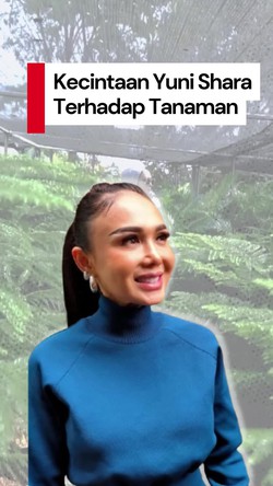 Video: Yuni Shara Hobi Koleksi Tanaman Hijau di Rumahnya