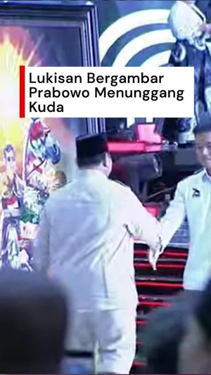 Video: Momen Kaesang Beri Lukisan ke Prabowo