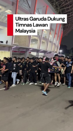 Video Ultras Garuda Ramaikan Laga Indonesia Vs Malaysia di GBK