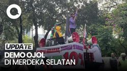 Video: Ada Demo Ojol, Jalan Medan Merdeka Selatan Ditutup Sementara