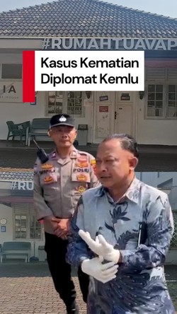 Video: Kompolnas Datangi Kosan Lokasi Tewasnya Diplomat Kemlu