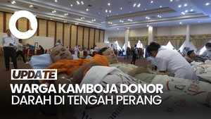 Video: Warga Kamboja Ramai-ramai Donor Darah, Dukung Militer Lawan Thailand